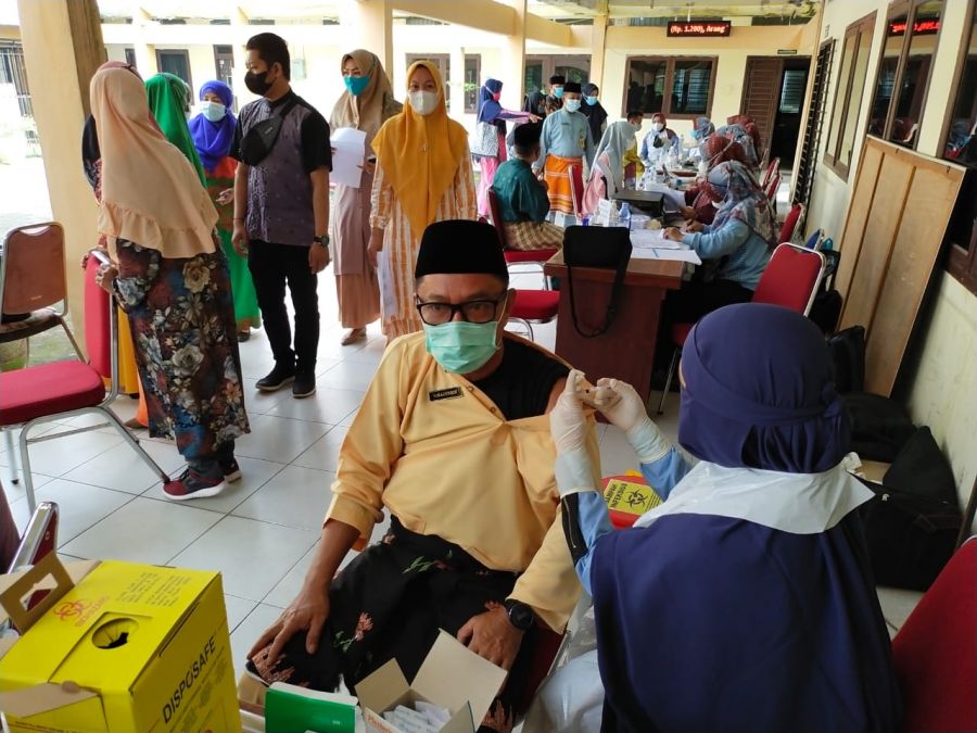 Kadisbun Inhil Apresiasi Jajarannya yang Telah Melaksanakan Vaksinasi Tahap Pertama
