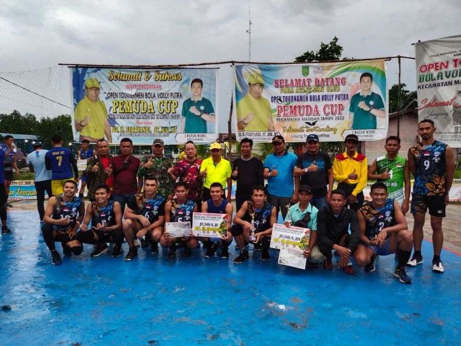 Ketua DPRD Inhil Tutup Open Turnamen Pemuda Cup Kecamatan Mandah