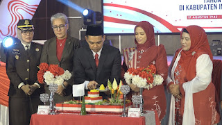 Pj. Bupati Inhil Erisman Yahya Hadiri Acara Malam Resepsi Peringatan Hut RI ke-79